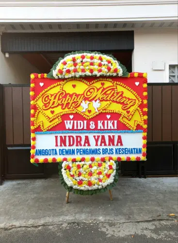 Papan Bunga Pernikahan pengambangan